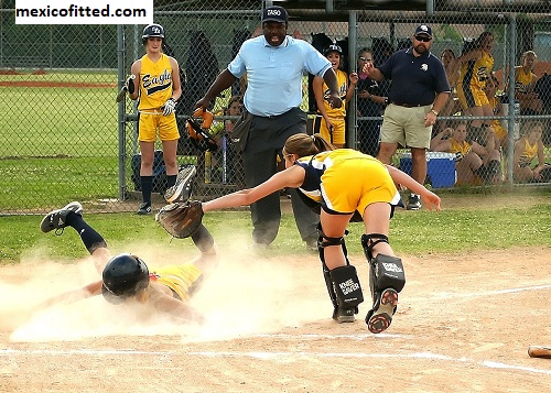 Travel Softball Teams Near Me